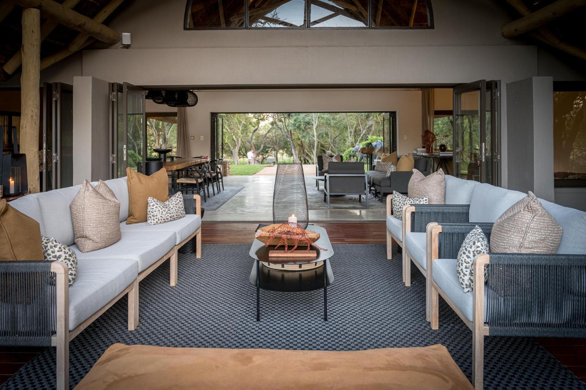 Serondella Safari Lodge Торнибуш-Гейм-Резерв Экстерьер фото